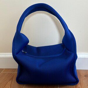 COS RARE ROYAL BLUE NYLON RUCHED SHOULDER BAG